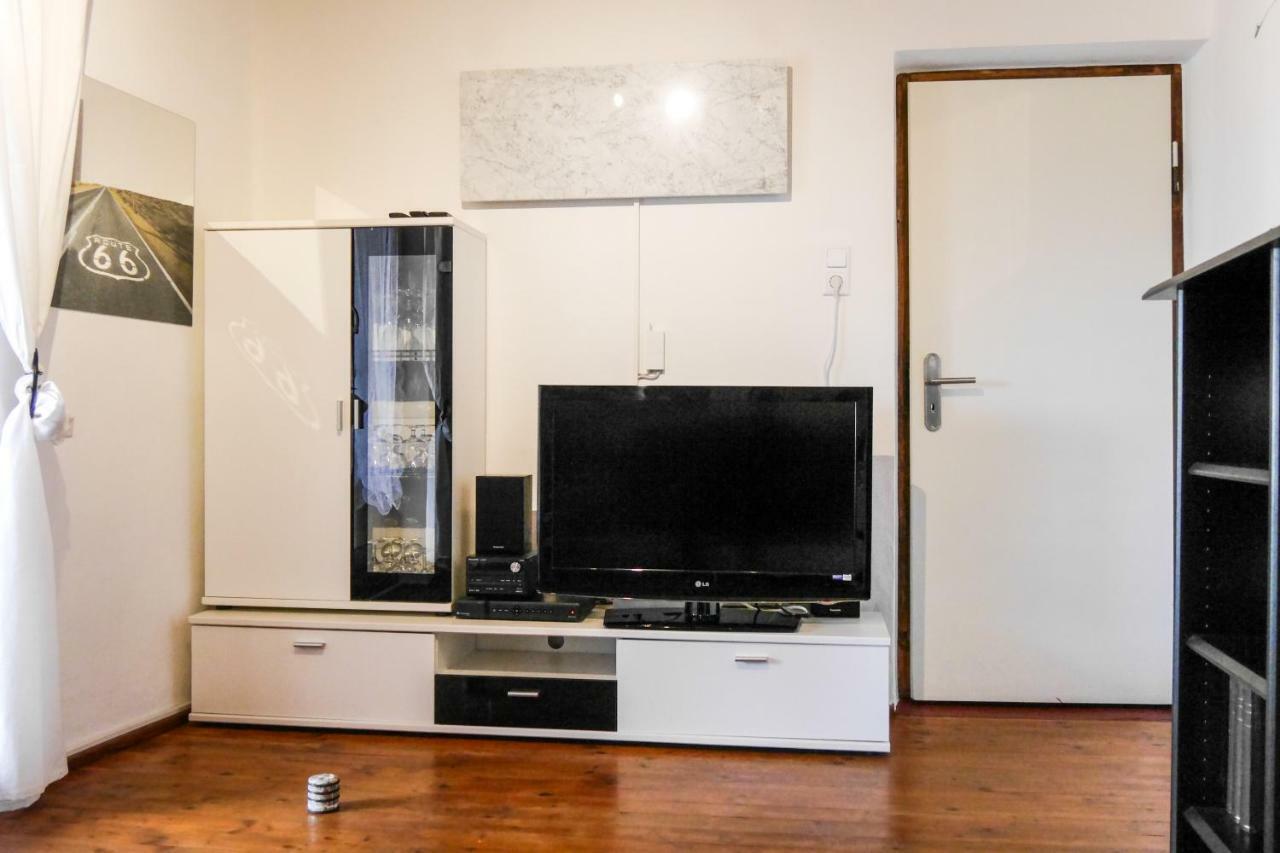 Ferienwohnung Lispet Neuötting Zewnętrze zdjęcie
